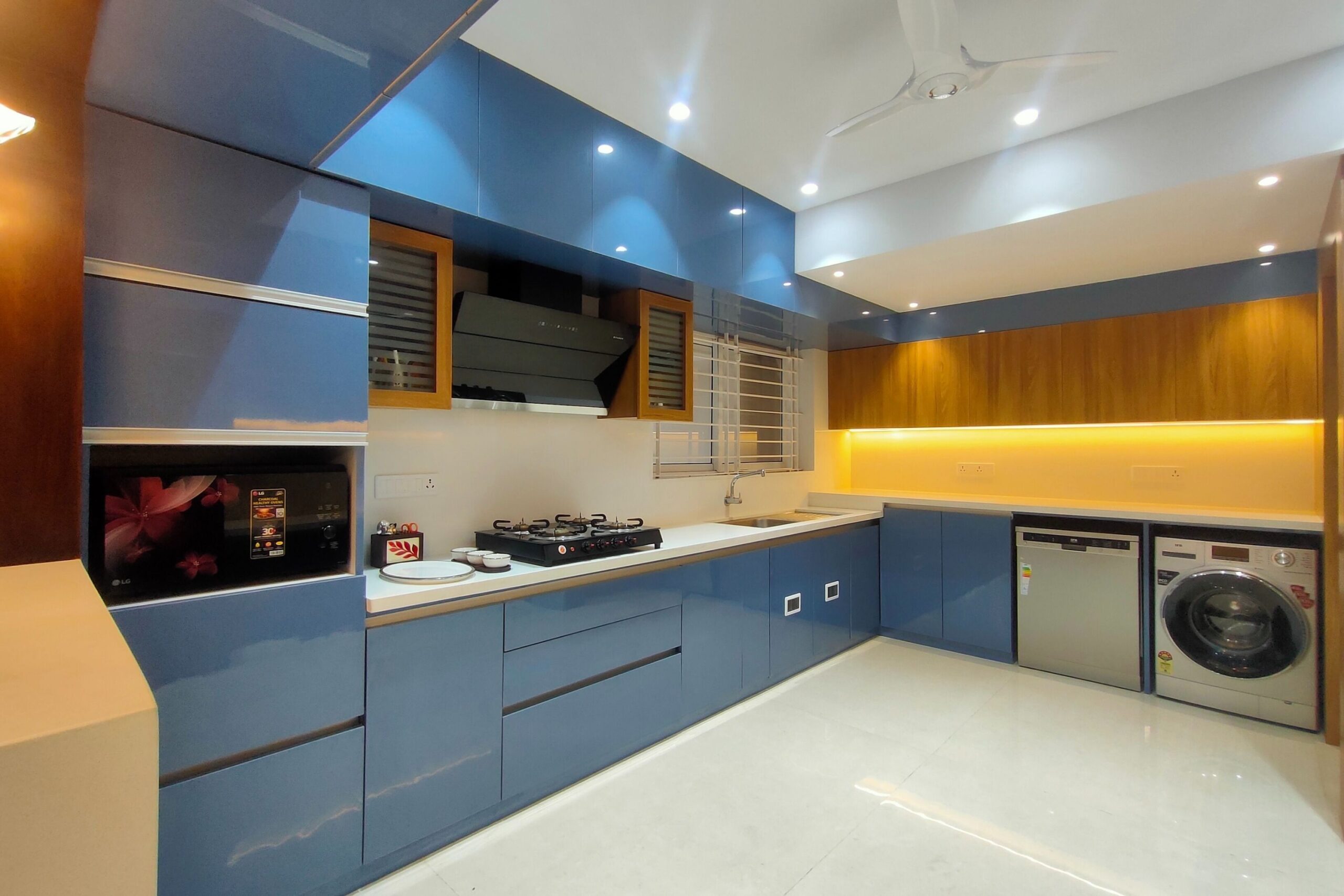 Maurishka Park Apartment Kitchen 2